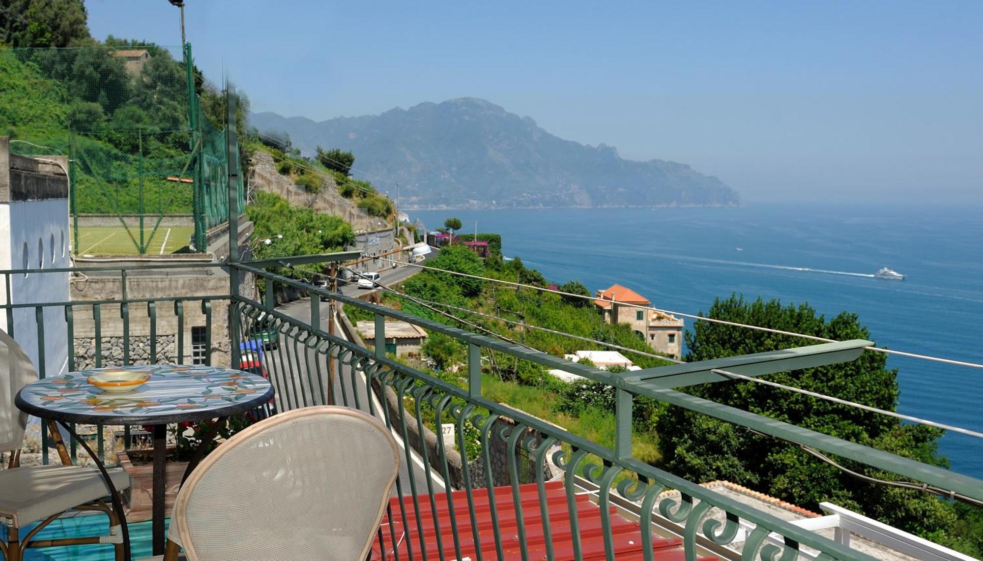 Locanda Costa D'Amalfi Eksteriør billede